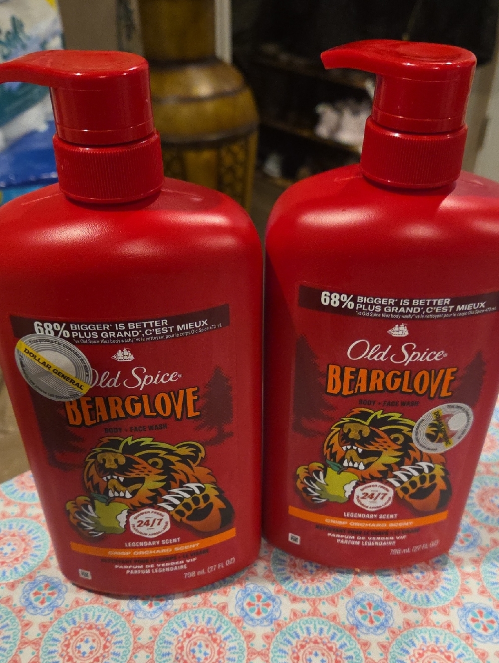 Old Spice Bearglove Body + Face Wash — Red